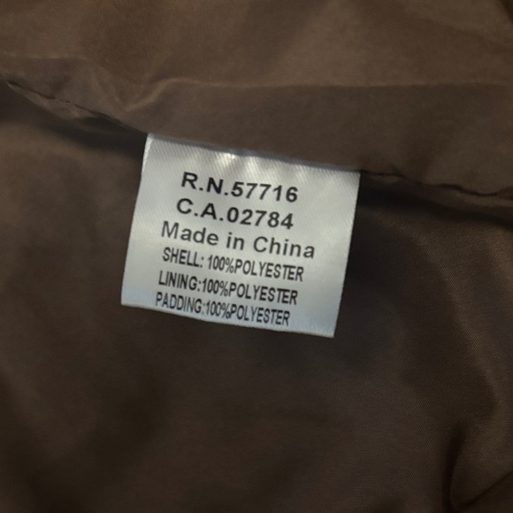 NWT Papillon Women's Chocolate Quilted Hooded Vest - Picture 3 of 7